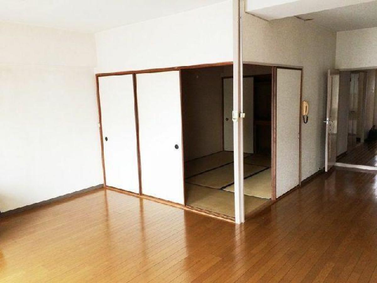 Picture of Apartment For Sale in Osaka Shi Nishi Ku, Osaka, Japan