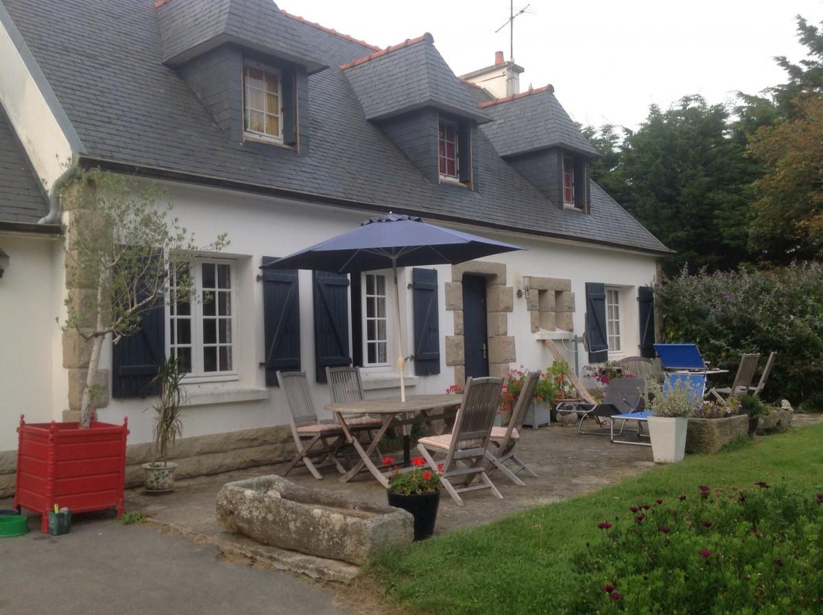 Chapelle De Tronoen Quimper Bretagne France Homes For Sale At 