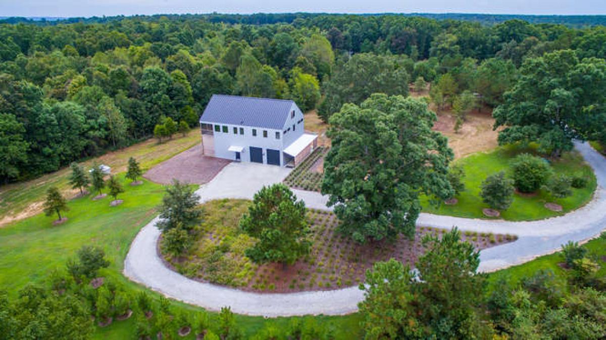 Picture of Home For Sale in Duck River, Tennessee, United States