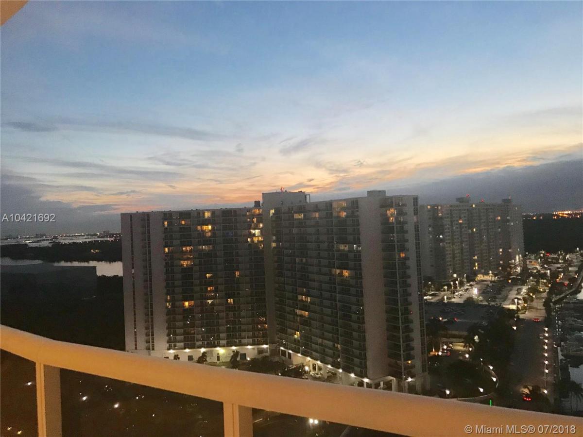 Picture of Home For Sale in Sunny Isles Beach, Florida, United States