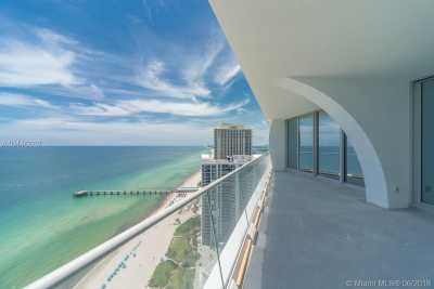 Home For Sale in Sunny Isles Beach, Florida