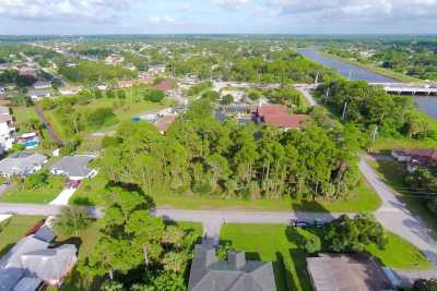 Residential Land For Sale in Port Saint Lucie, Florida