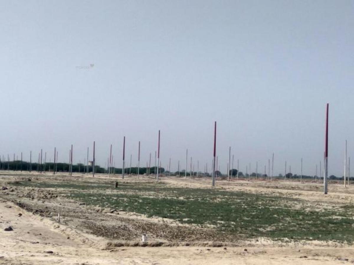 Picture of Residential Land For Sale in Mathura, Uttar Pradesh, India