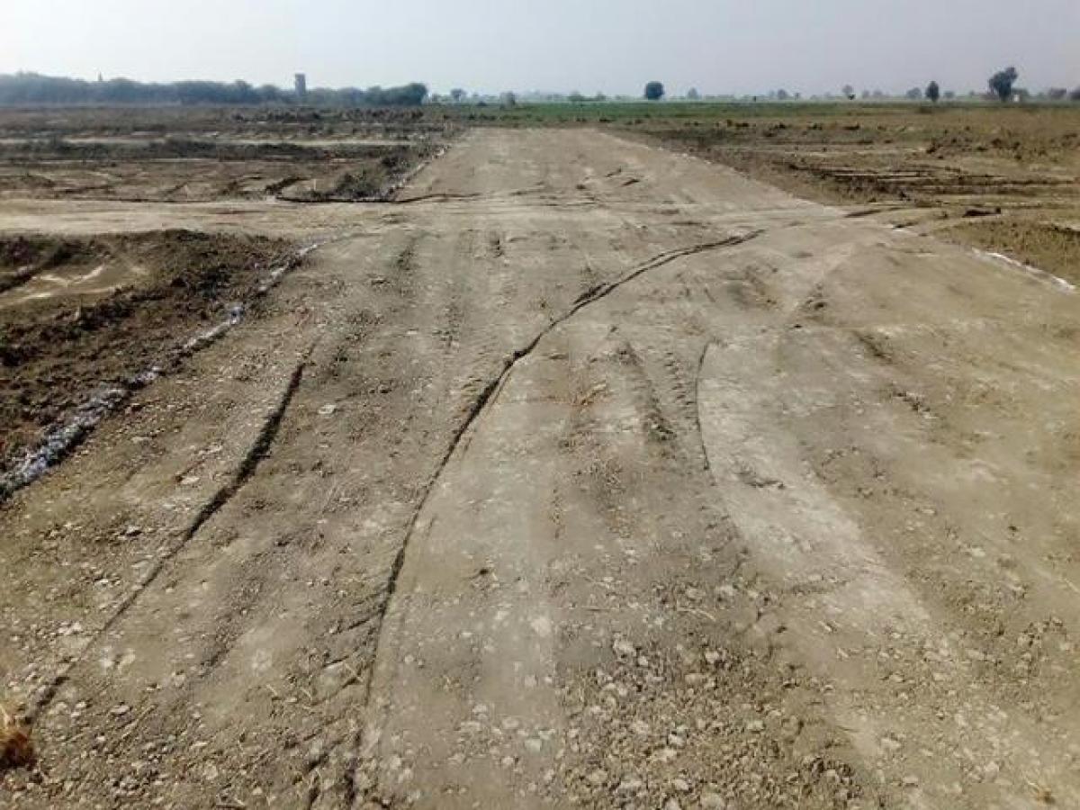 Picture of Residential Land For Sale in Mathura, Uttar Pradesh, India