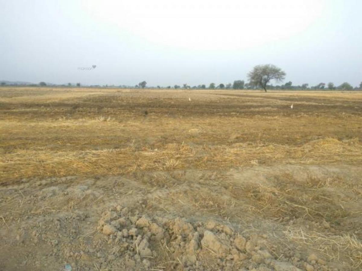 Picture of Residential Land For Sale in Mathura, Uttar Pradesh, India