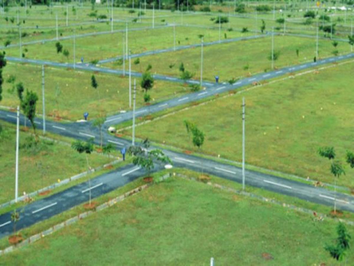 Picture of Residential Land For Sale in Noida, Uttar Pradesh, India