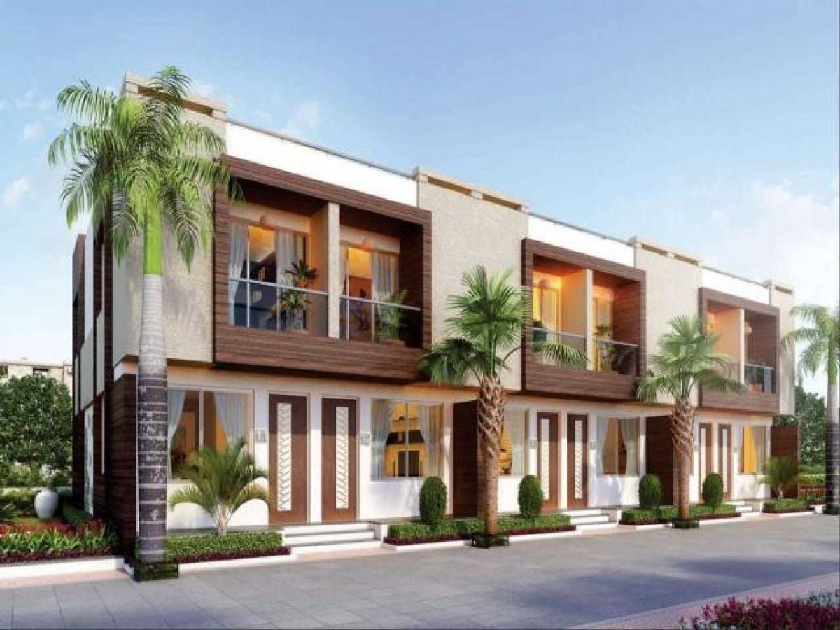 Picture of Home For Sale in Surat, Gujarat, India