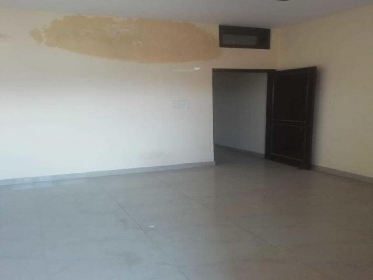 Picture of Apartment For Rent in Faridabad, Haryana, India