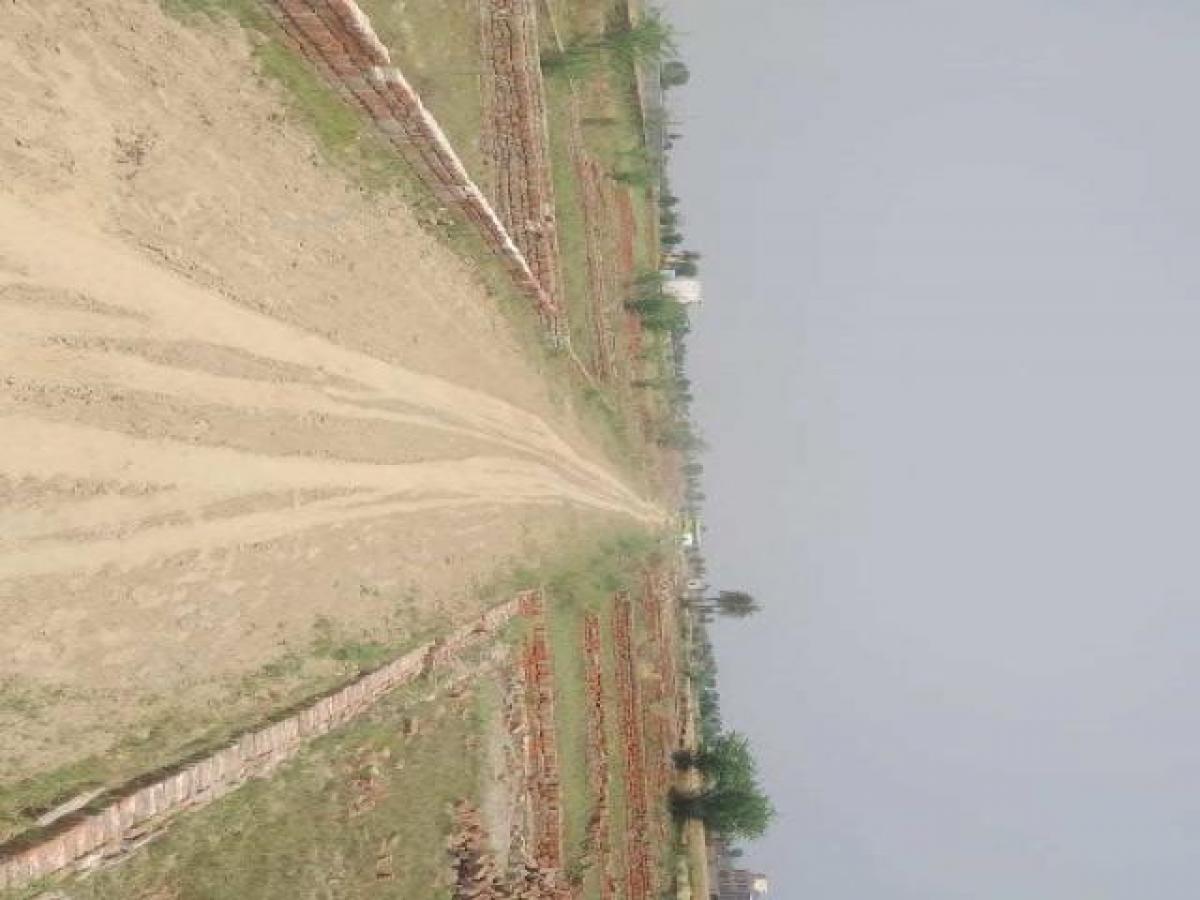 Picture of Residential Land For Sale in Noida, Uttar Pradesh, India