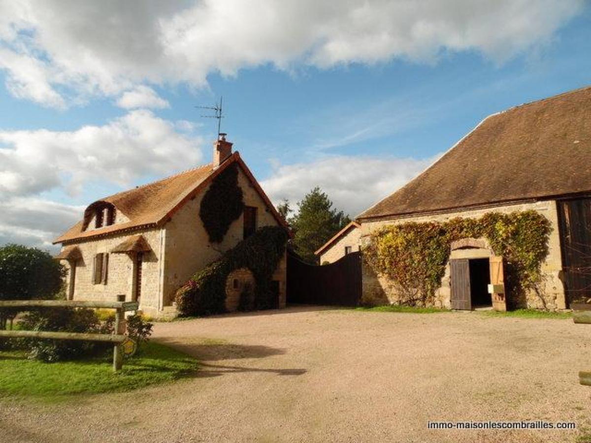 Picture of Residential Land For Sale in Moulins, Auvergne, France