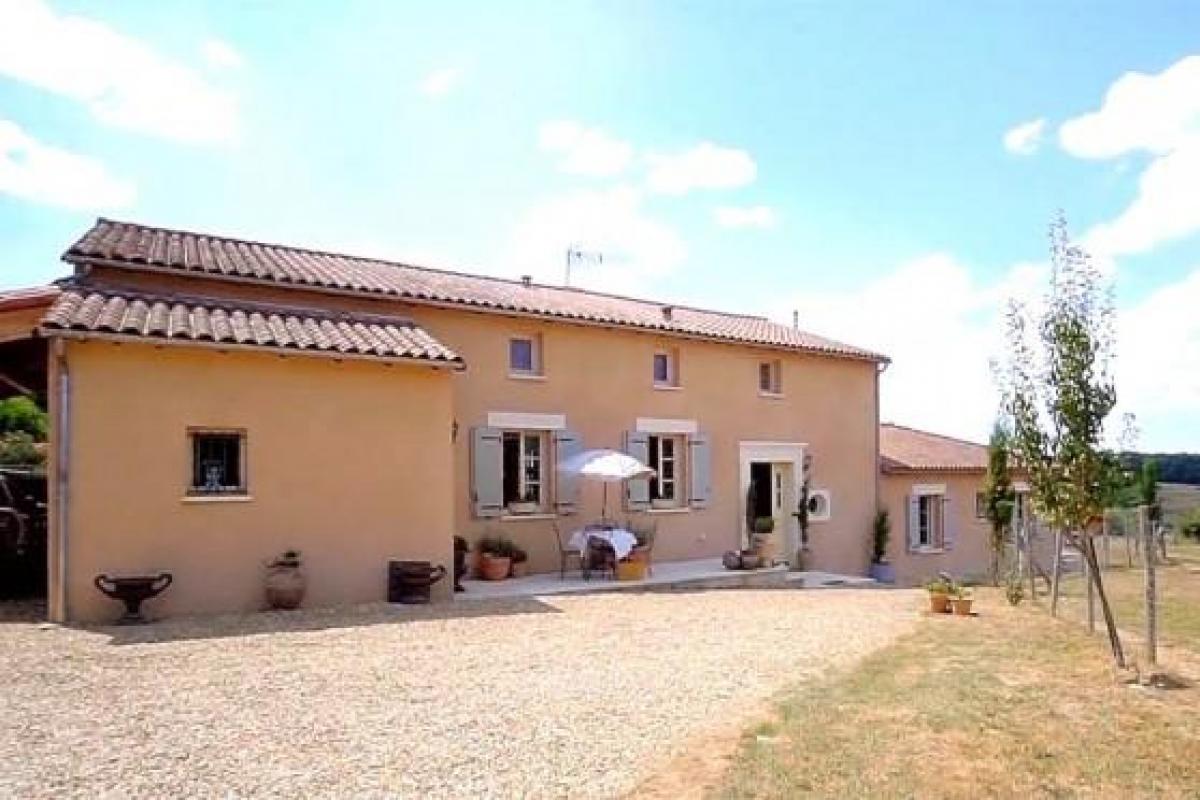 Picture of Home For Sale in Aunac, Poitou Charentes, France