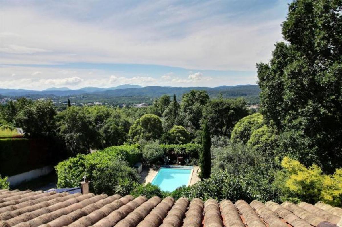 Picture of Villa For Sale in Montauroux, Cote d'Azur, France