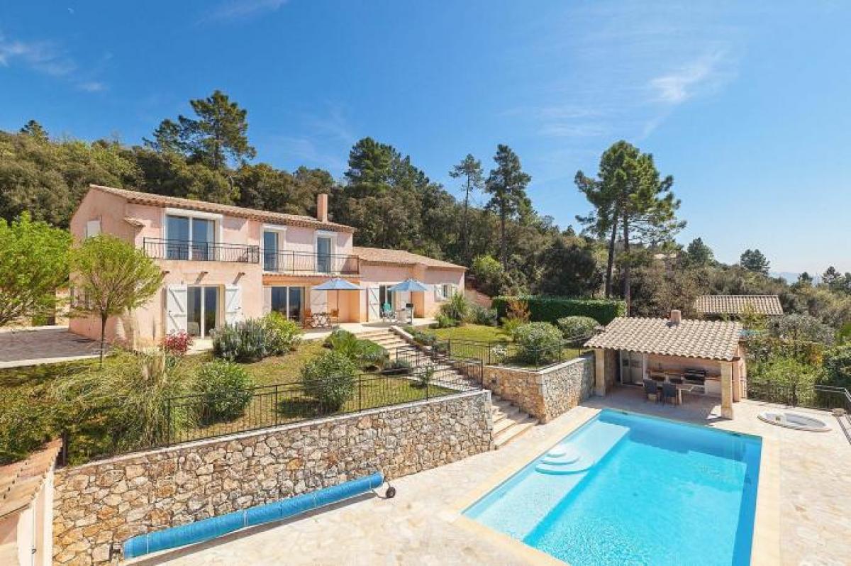 Picture of Villa For Sale in Montauroux, Cote d'Azur, France