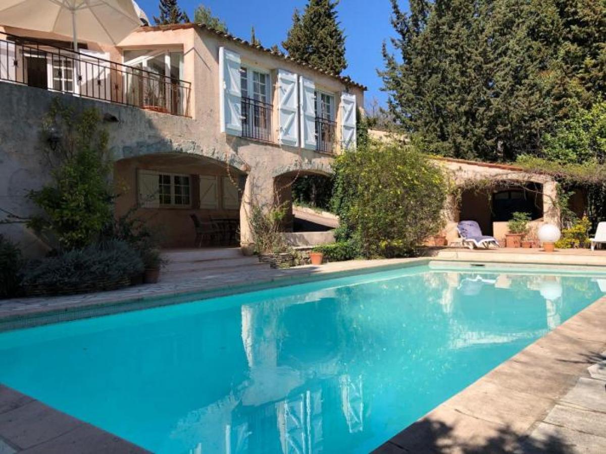 Picture of Villa For Sale in Montauroux, Cote d'Azur, France