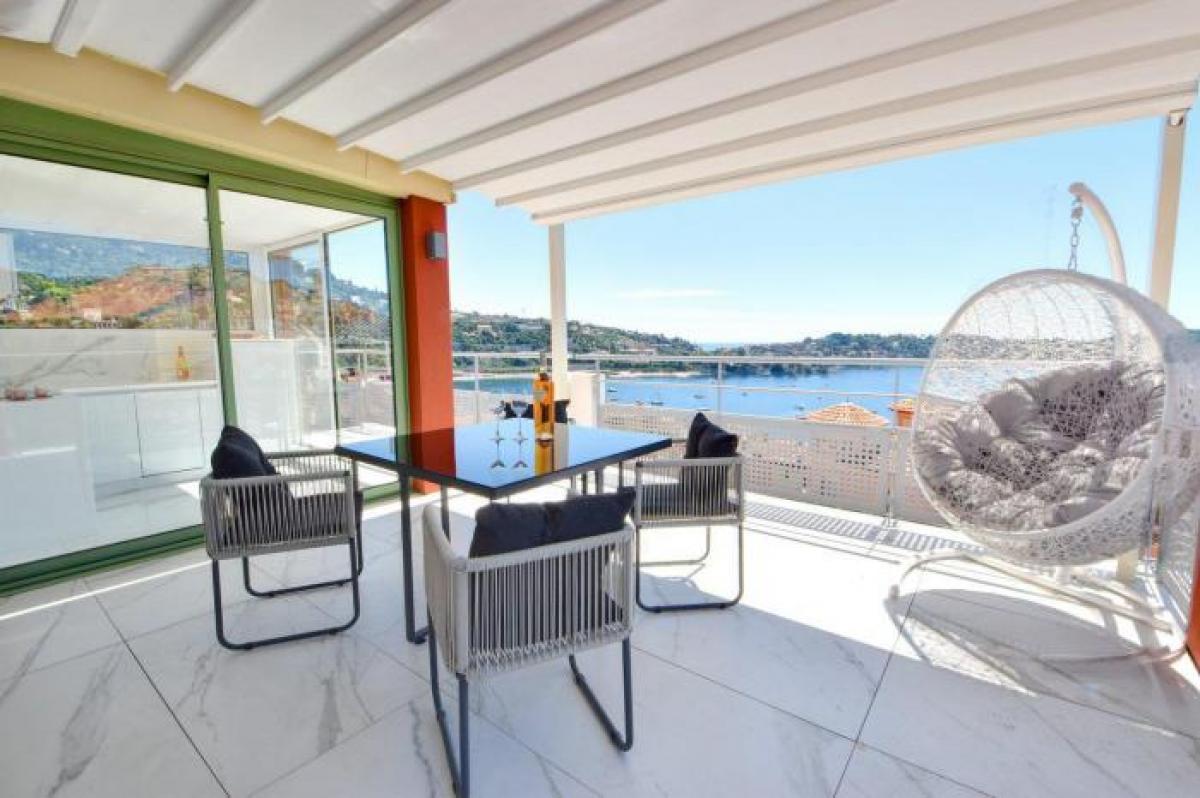 Picture of Apartment For Sale in Villefranche-sur-mer, Cote d'Azur, France