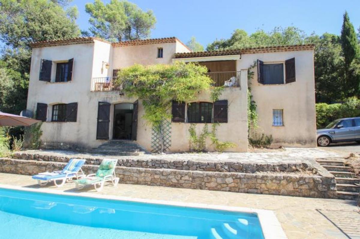 Picture of Villa For Sale in Montauroux, Cote d'Azur, France