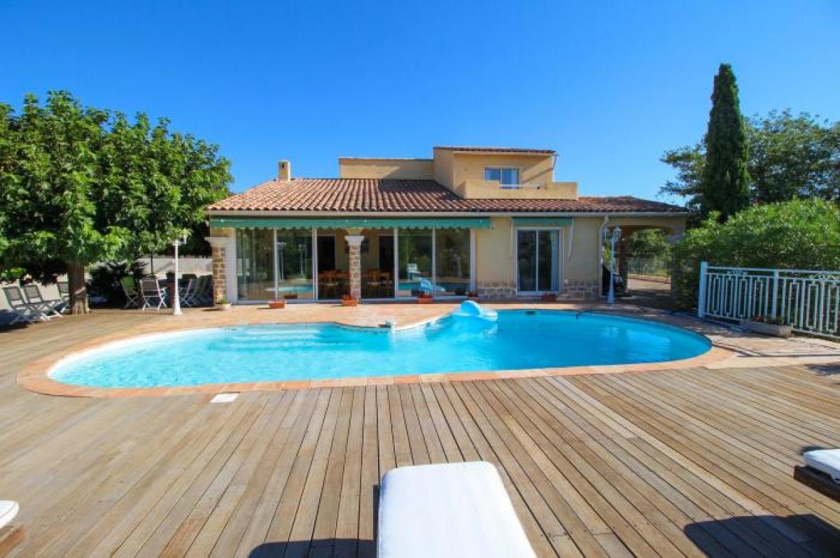 Picture of Villa For Sale in Montauroux, Cote d'Azur, France