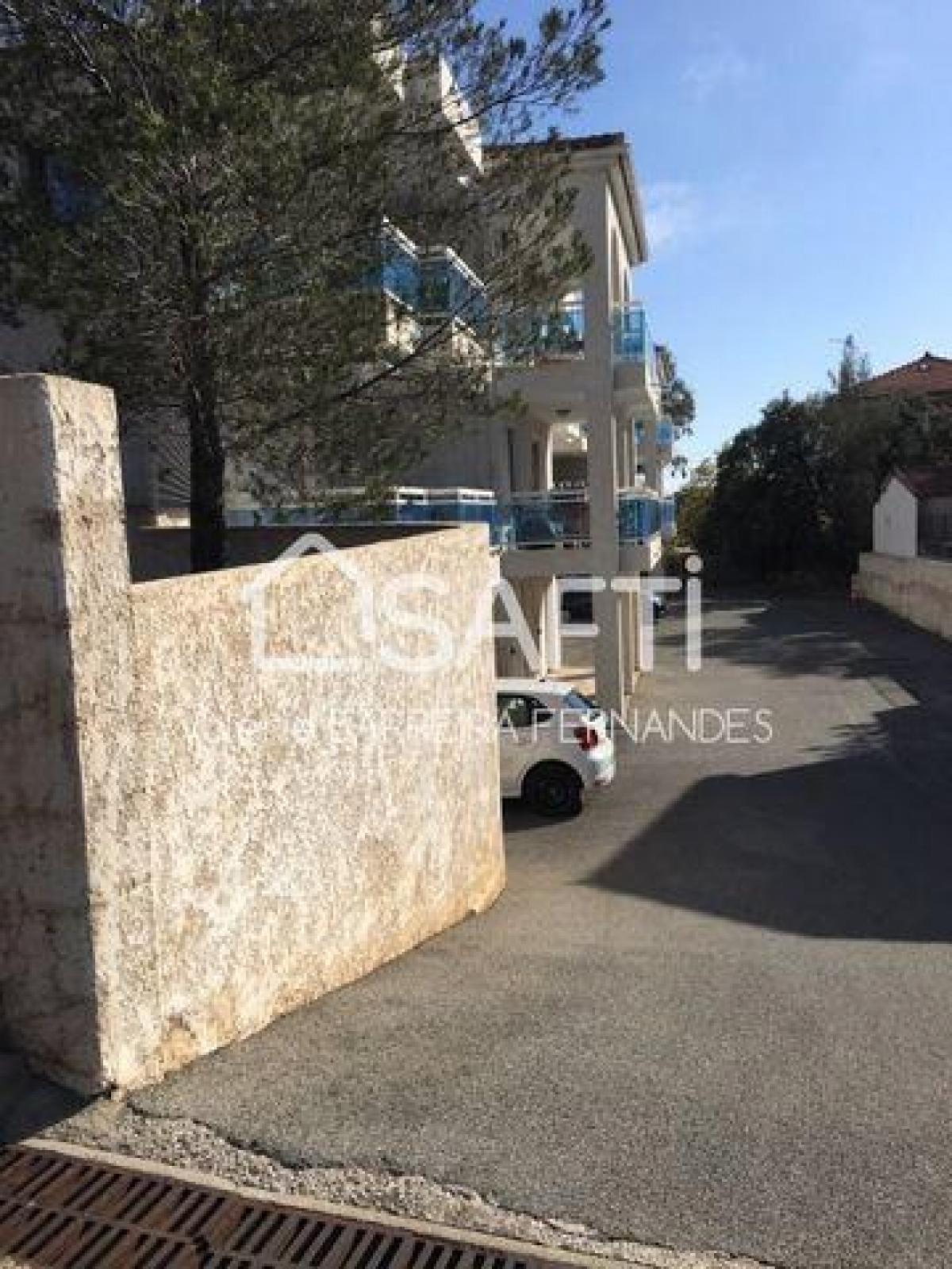 Picture of Apartment For Sale in Saint-Raphael, Cote d'Azur, France