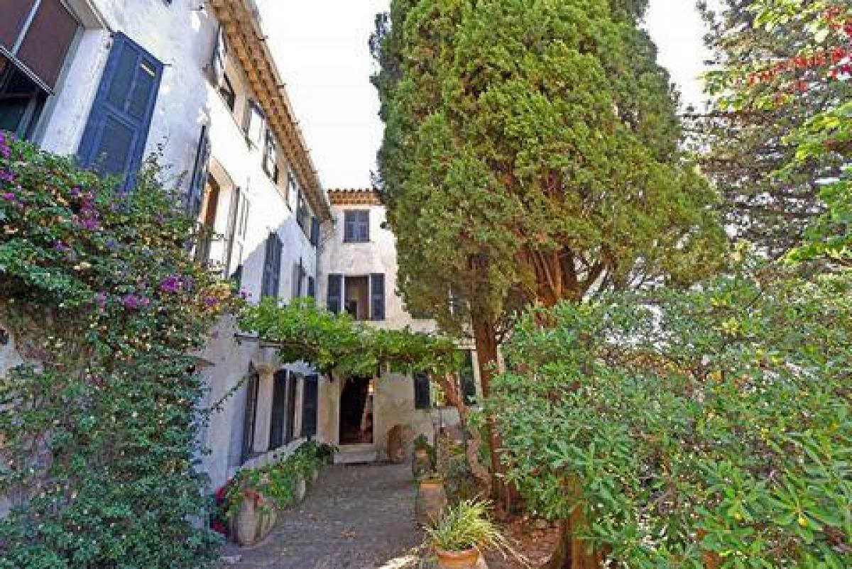 Picture of Home For Sale in Cagnes-sur-mer, Cote d'Azur, France