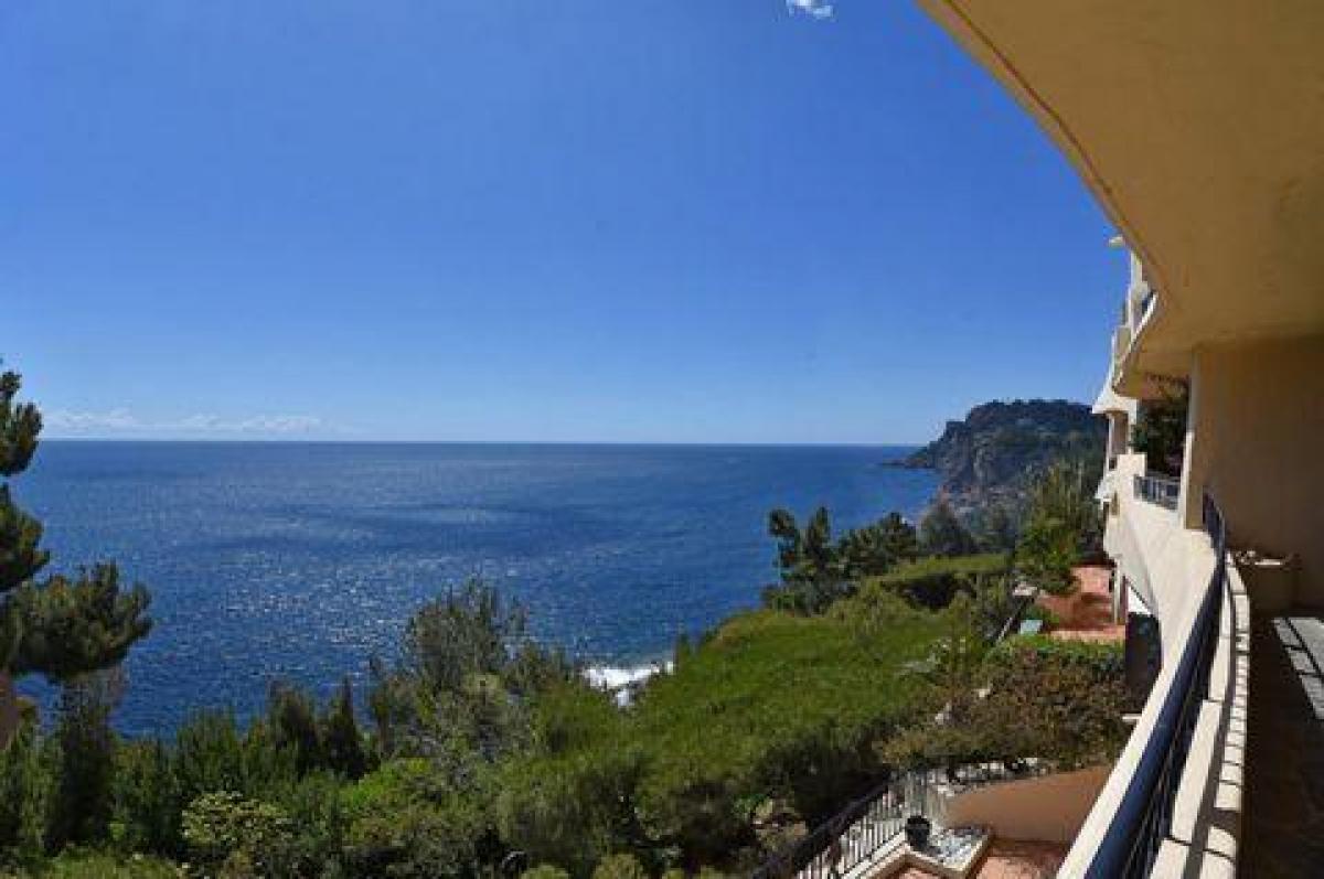 Picture of Condo For Sale in Theoule-sur-mer, Cote d'Azur, France