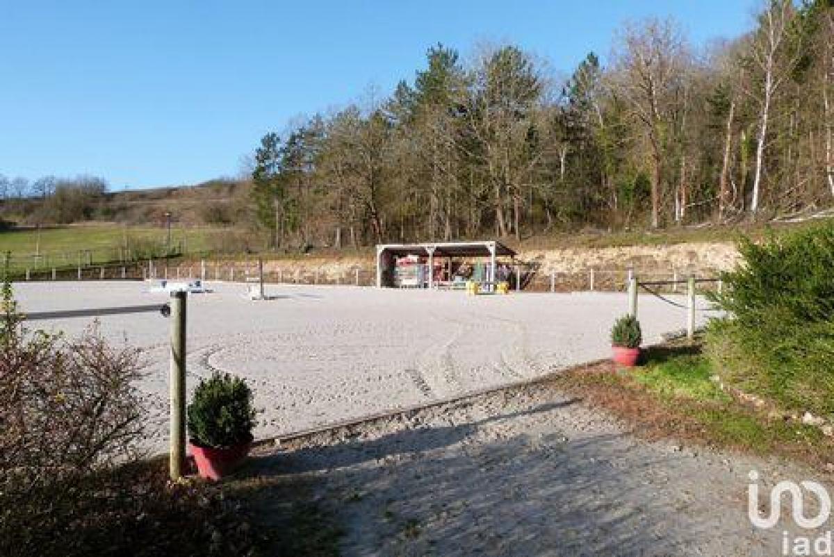 Picture of Home For Sale in Houdan, Centre, France