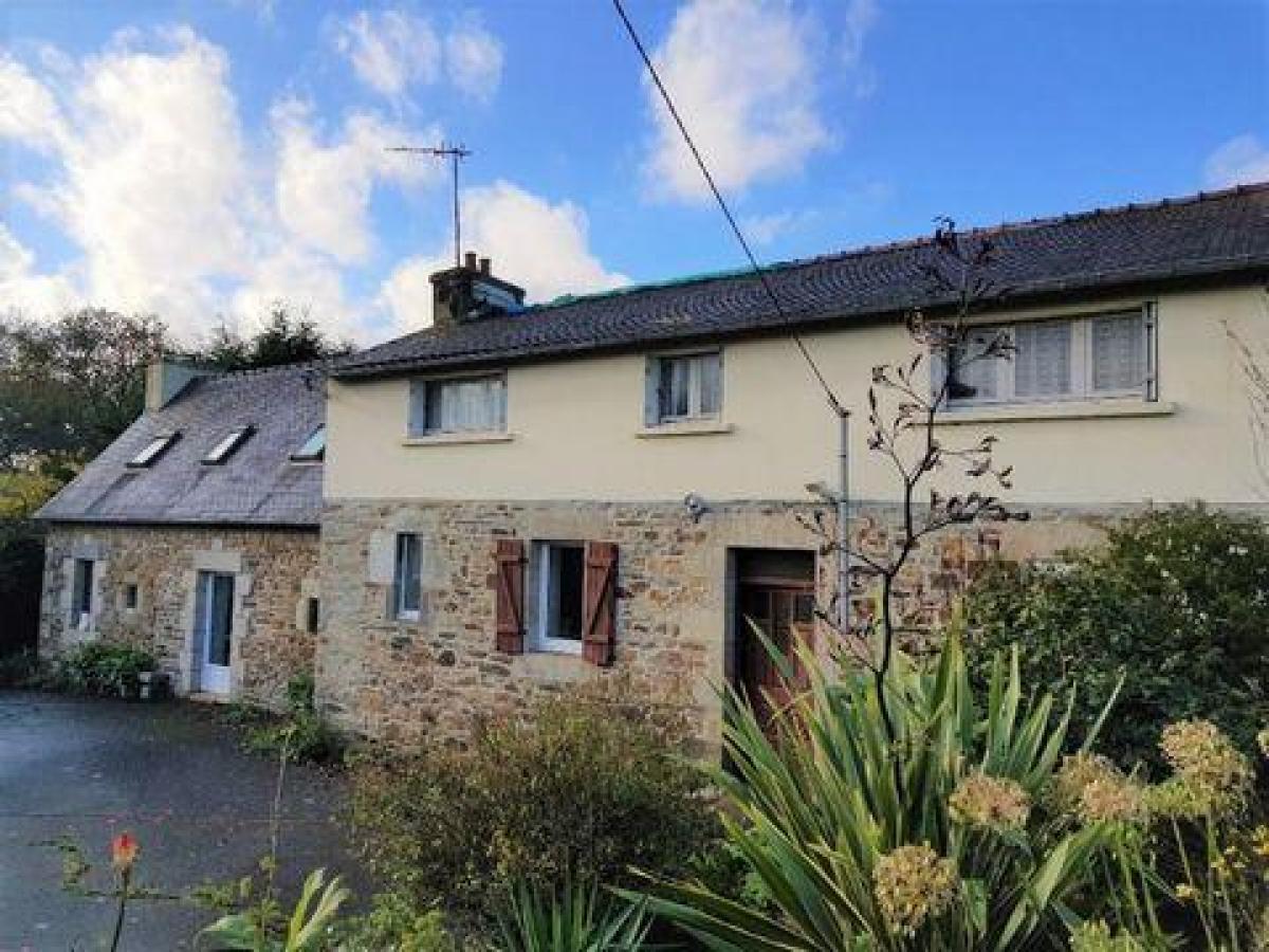 Picture of Home For Sale in Lannion, Bretagne, France