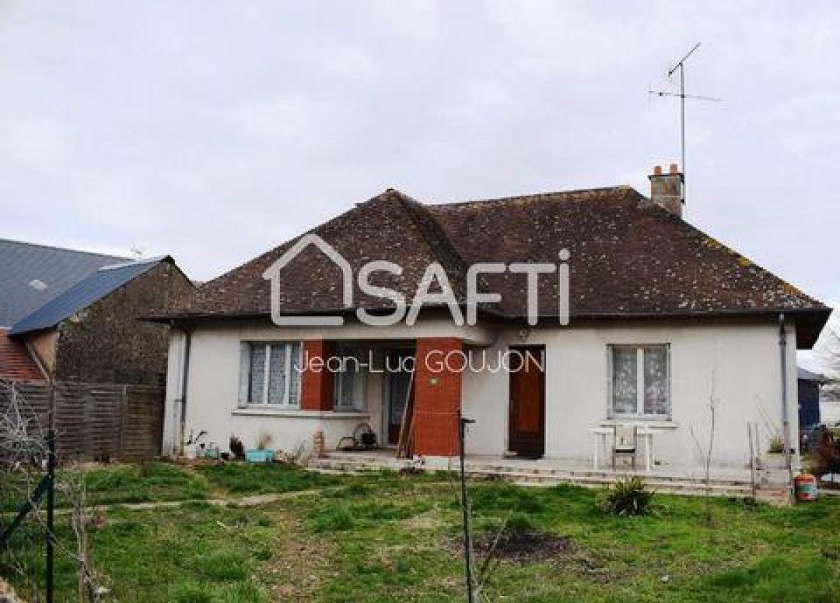 Picture of Home For Sale in Mer, Centre, France