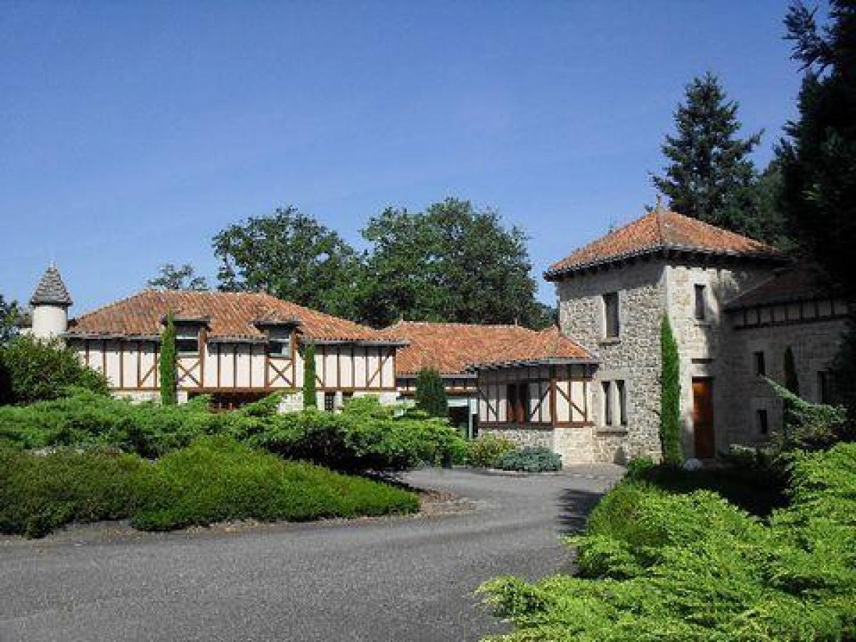 Picture of Home For Sale in Veyrac, Limousin, France