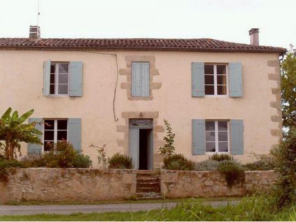 Picture of Home For Sale in Sauveterre De Guyenne, Aquitaine, France