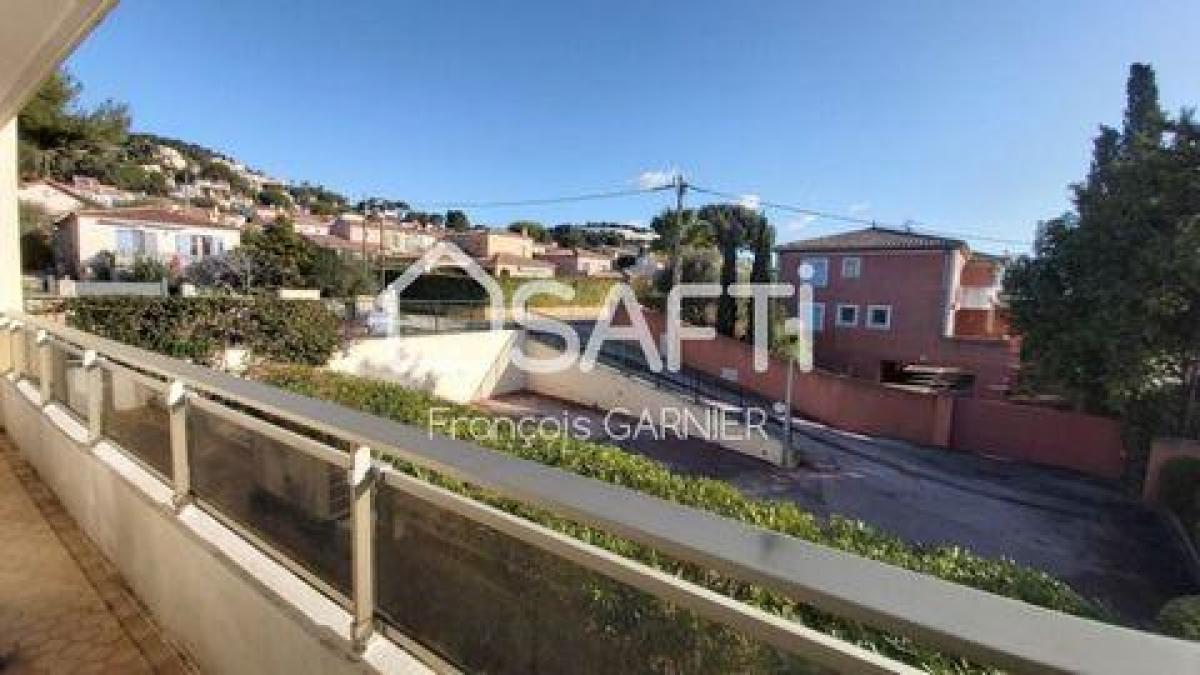 Picture of Apartment For Sale in Bandol, Cote d'Azur, France