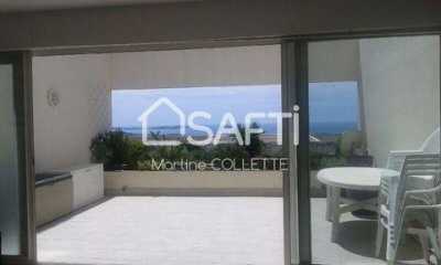 Apartment For Sale in Bandol, France