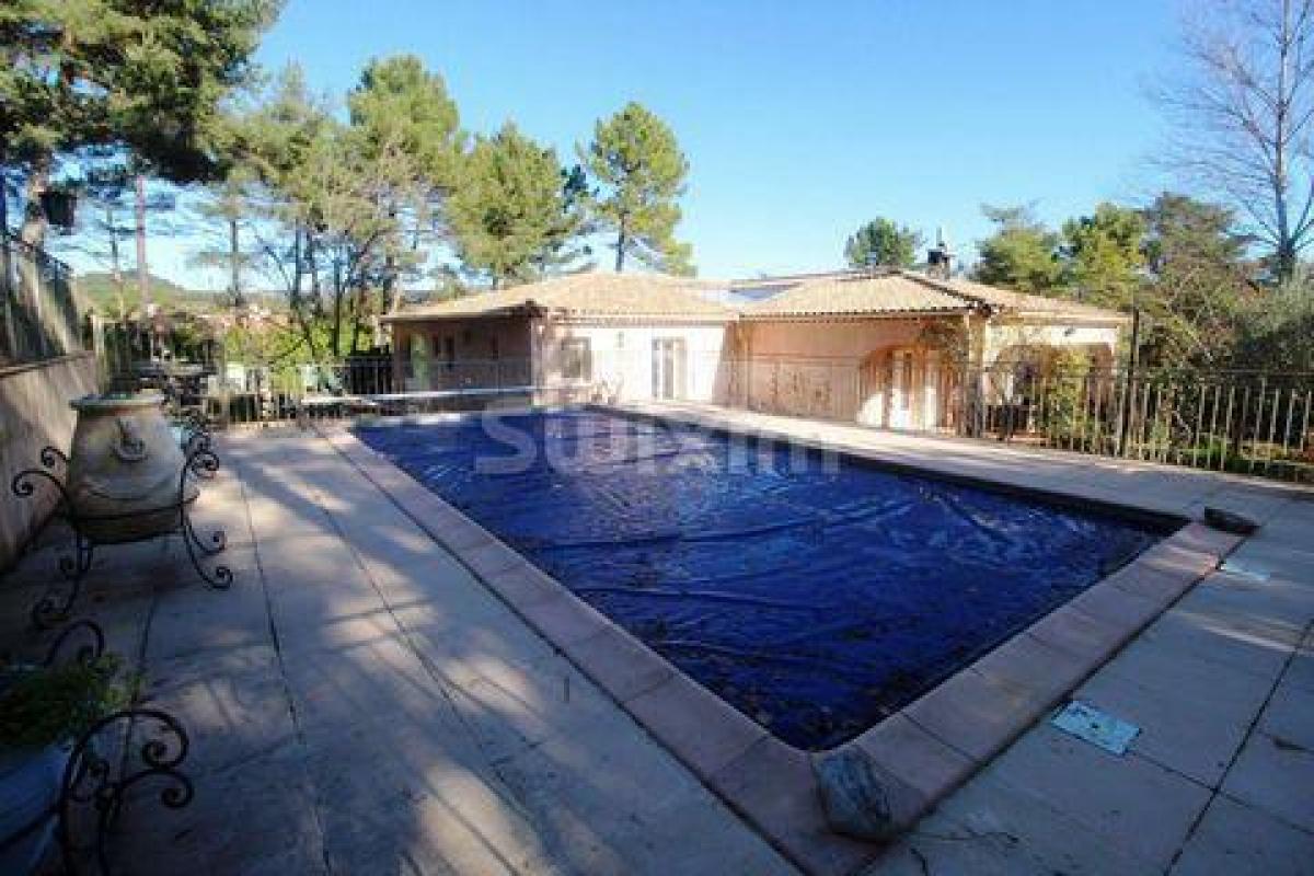 Picture of Home For Sale in Rnes, Provence-Alpes-Cote d'Azur, France