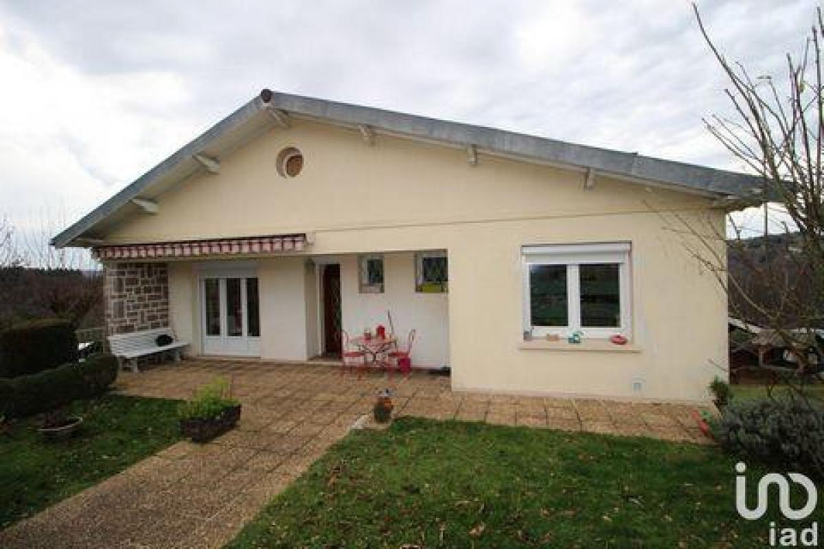 Picture of Home For Sale in Tulle, Limousin, France