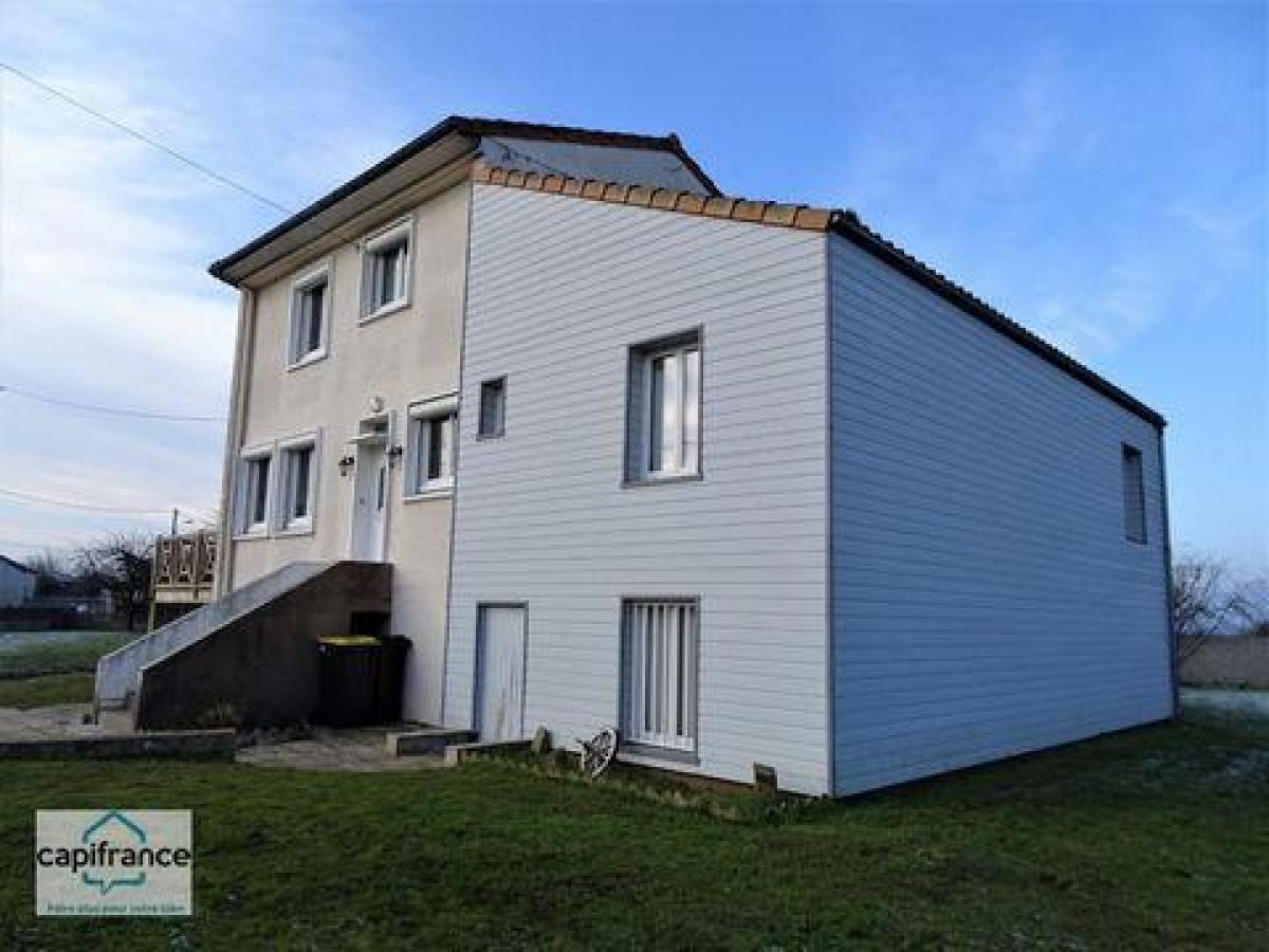 Picture of Home For Sale in Mauze Thouarsais, Poitou Charentes, France