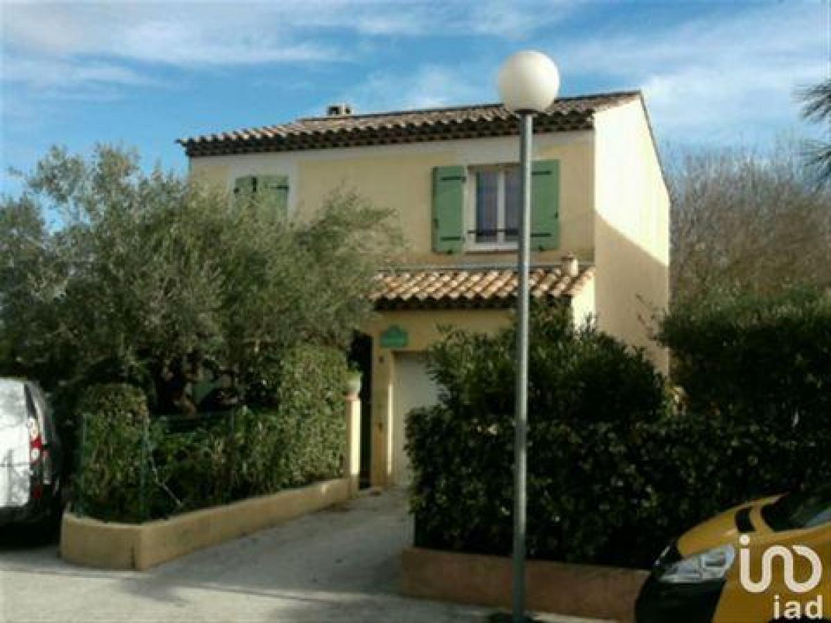 Picture of Home For Sale in Cogolin, Provence-Alpes-Cote d'Azur, France