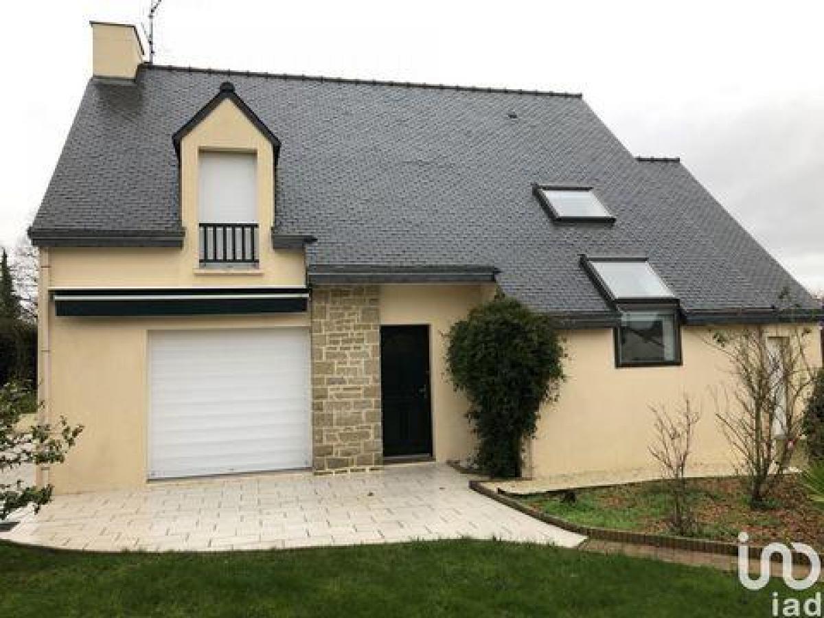 Picture of Home For Sale in Lanvallay, Bretagne, France