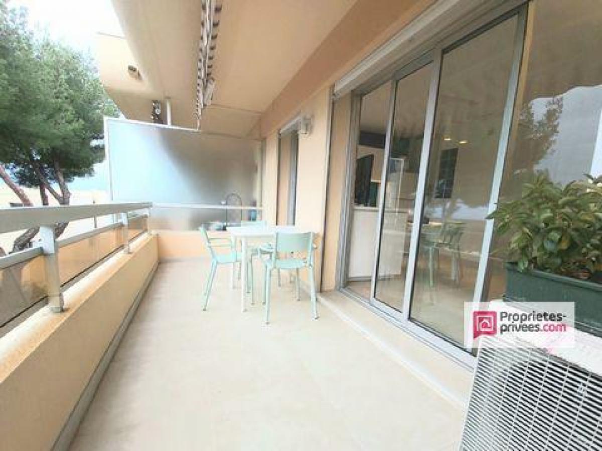 Picture of Apartment For Sale in Bandol, Cote d'Azur, France