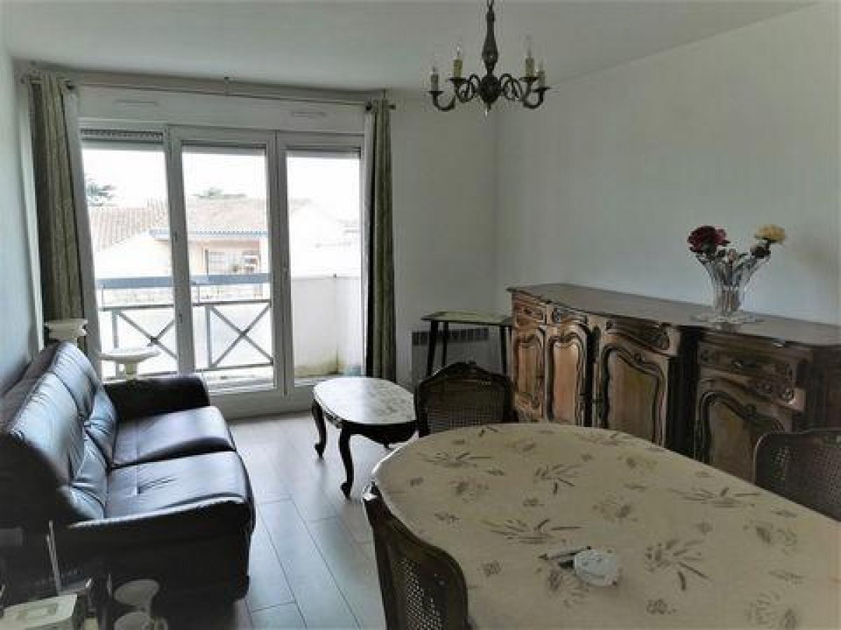 Picture of Condo For Sale in Le Bouscat, Aquitaine, France