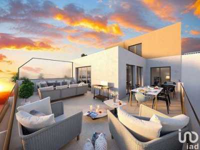 Condo For Sale in Le Bouscat, France