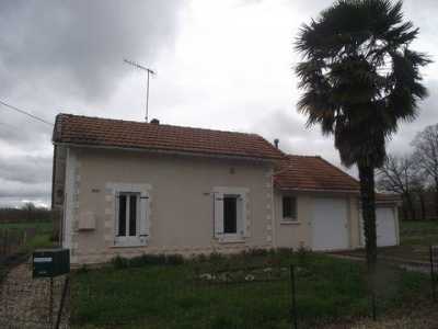 Home For Sale in Aubeterre Sur Dronne, France