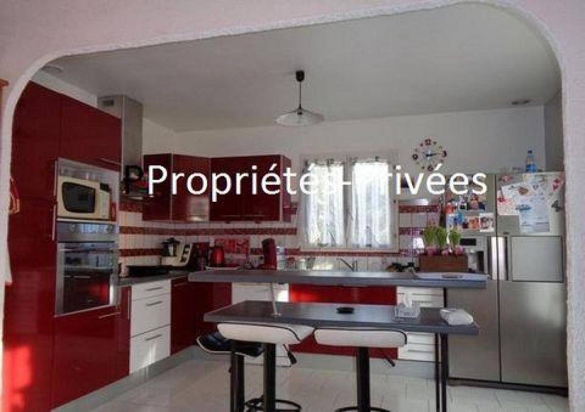 Picture of Home For Sale in Istres, Provence-Alpes-Cote d'Azur, France