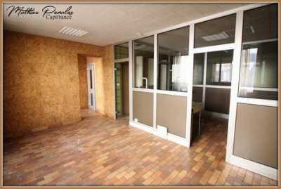 Office For Sale in Digoin, France