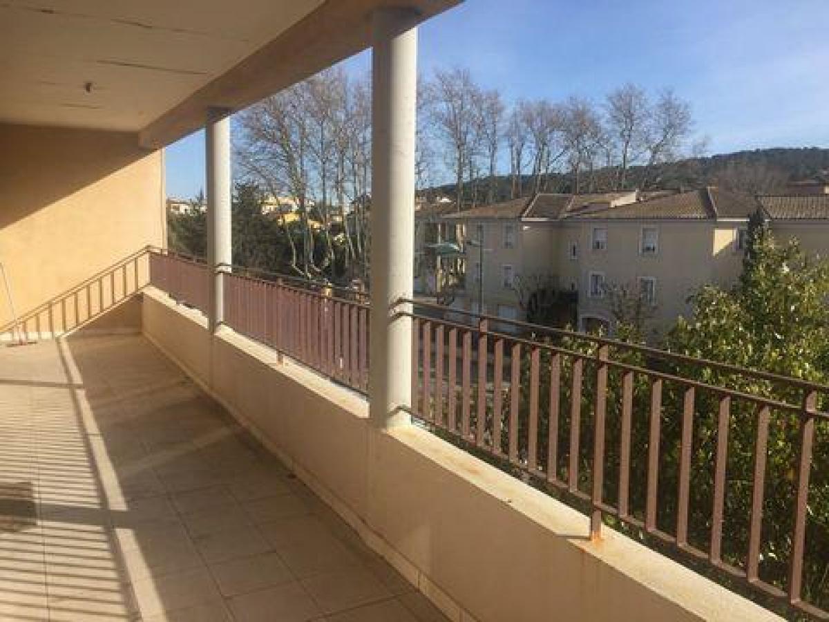 Picture of Condo For Sale in SIX FOURS LES PLAGES, Cote d'Azur, France