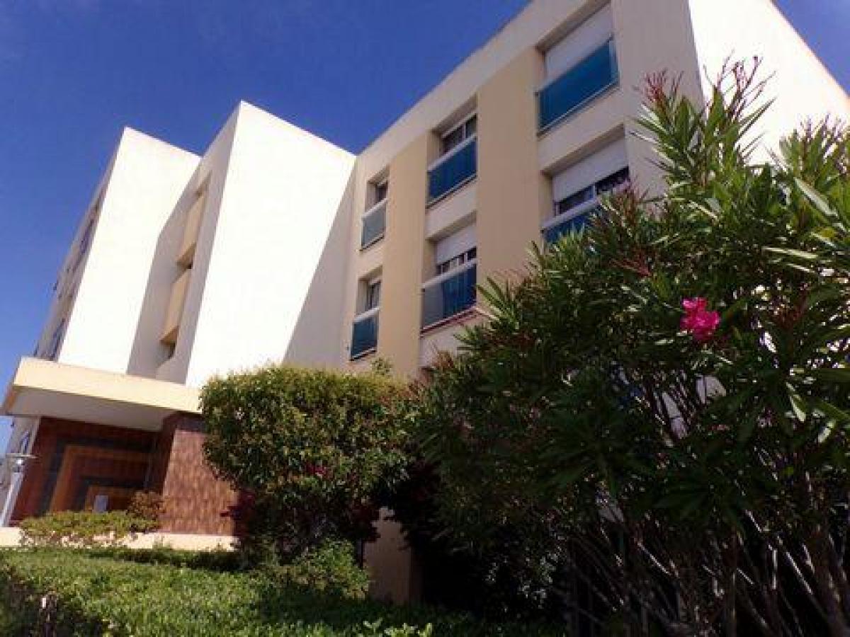 Picture of Condo For Sale in SIX FOURS LES PLAGES, Cote d'Azur, France