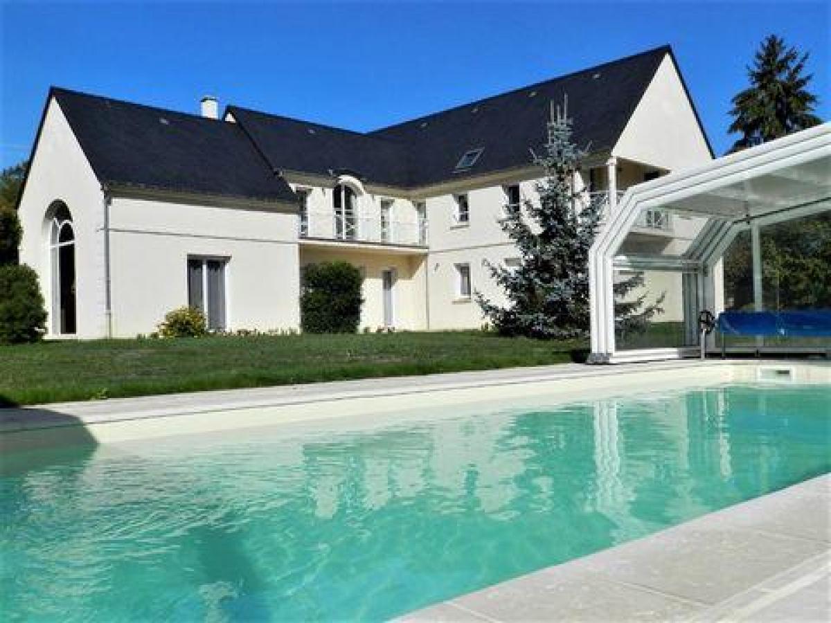 Picture of Home For Sale in Soissons, Picardie, France