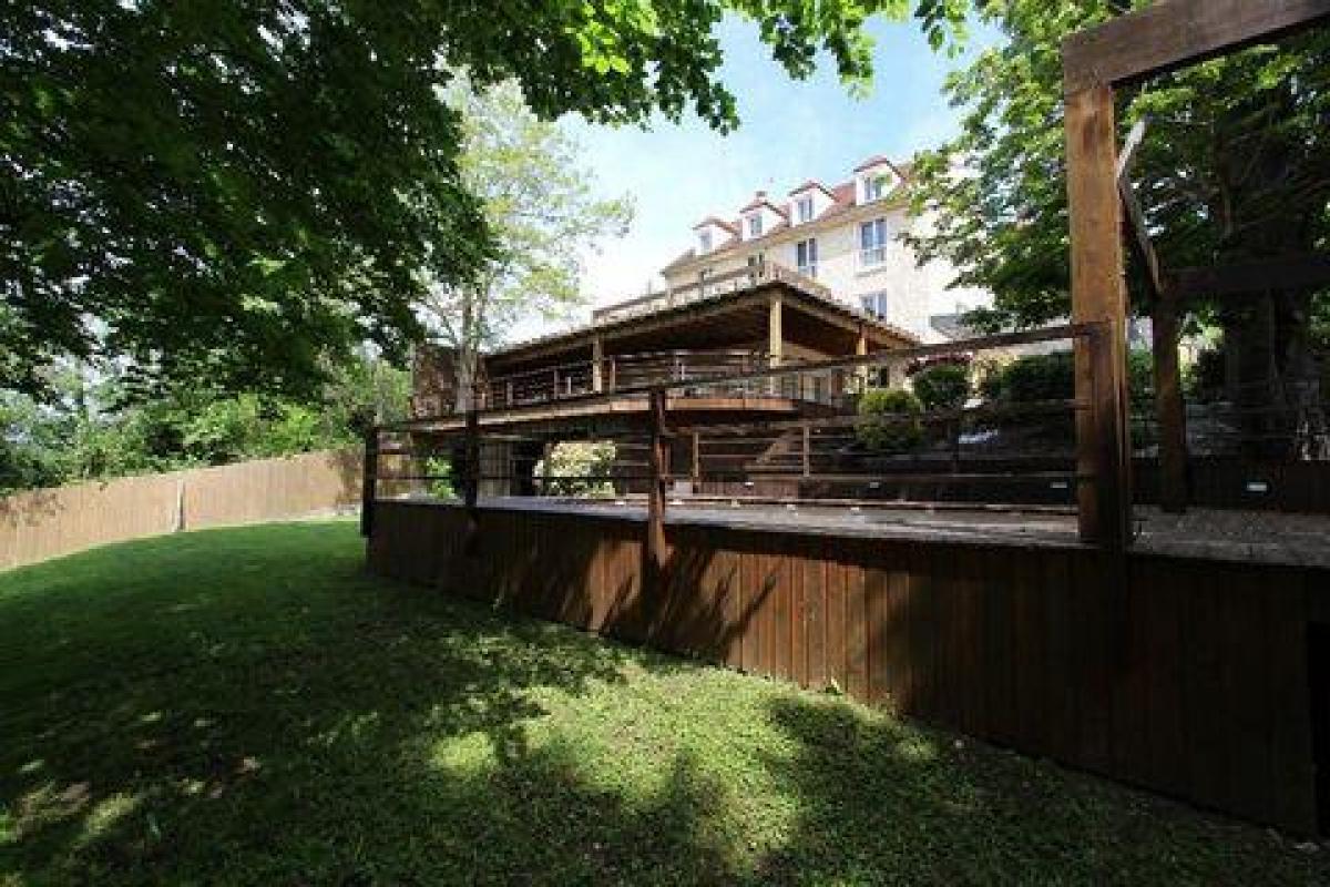 Picture of Home For Sale in Chavenay, Centre, France