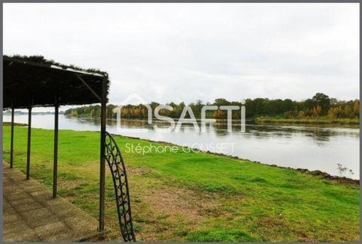 Picture of Office For Sale in Vineuil, Centre, France