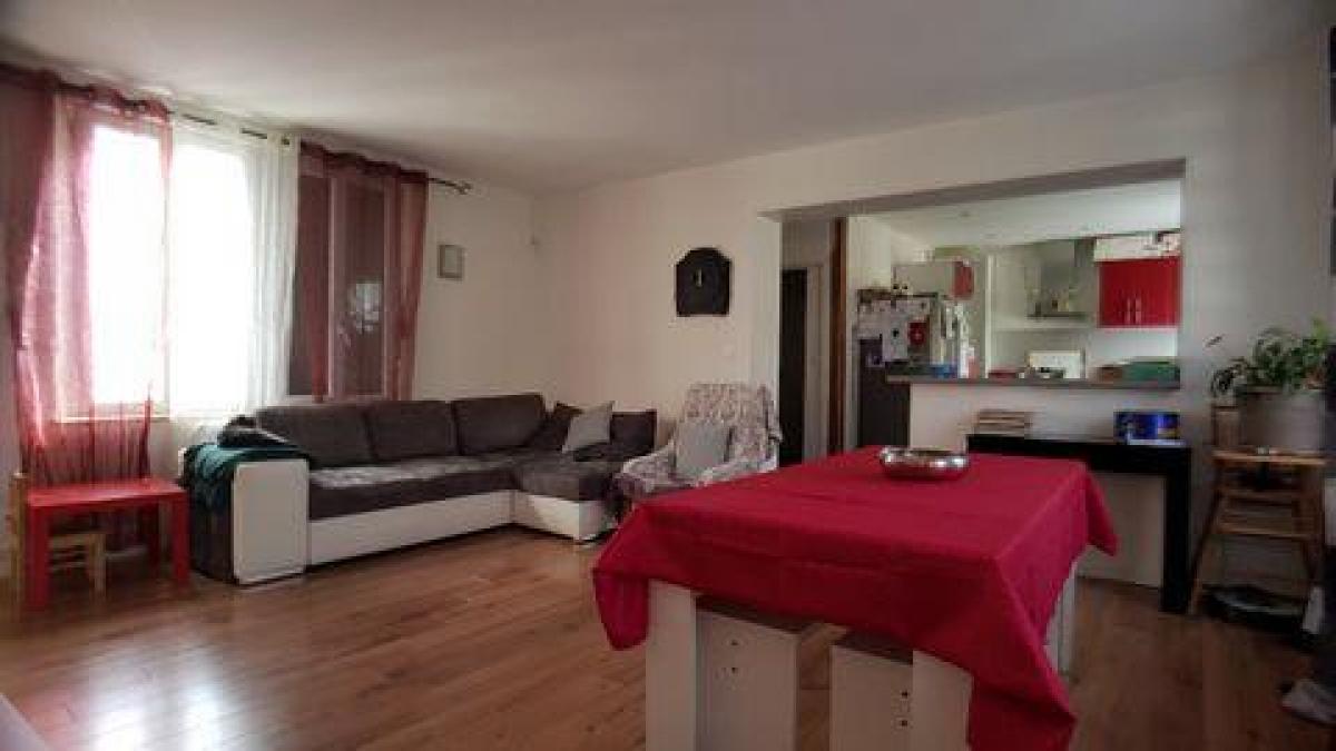 Picture of Apartment For Sale in Soissons, Picardie, France