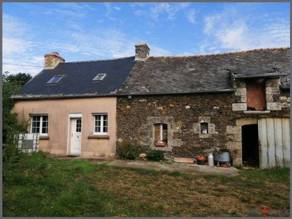 Picture of Farm For Sale in Treve, Cotes D'Armor, France