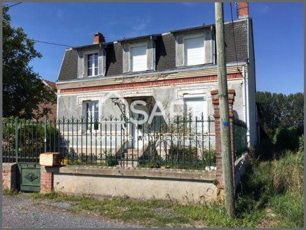 Picture of Farm For Sale in Sissonne, Picardie, France